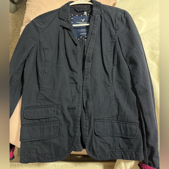 AE Blazer. Can be worn as business or casual - Picture 2 of 2